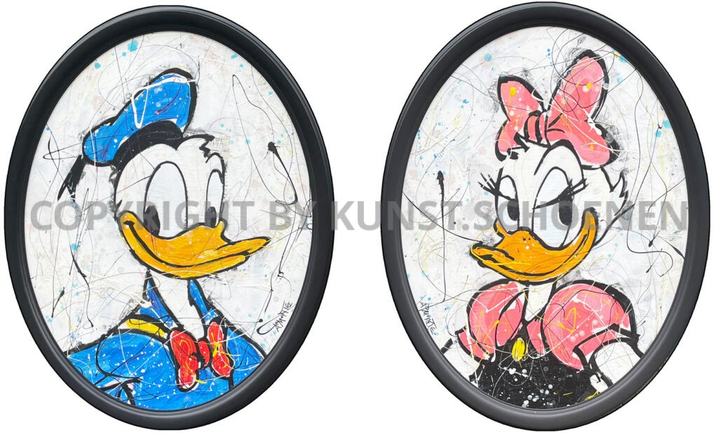 Donald Duck und Dais Duck Portrait Portraits in ovalen Bilderrahmen Entenhausen Duck Tales Deutschland