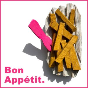 Kunst Objekt Holzobjekt Bildhauerei mit der Kettensaege gemacht gesaegt Marcel Schoenen Diplom Designer Kuenstler